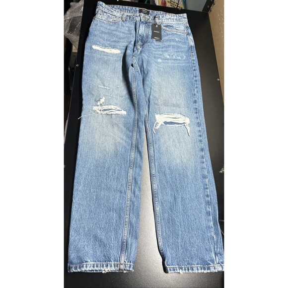 Forever 21 Men's Distressed Jeans, Light  Wash, Size 33x31 - Picture 1 of 9
